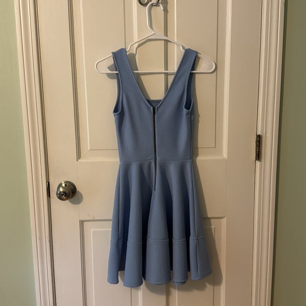 Lulu’s Mini Dress - Picture 2 of 3